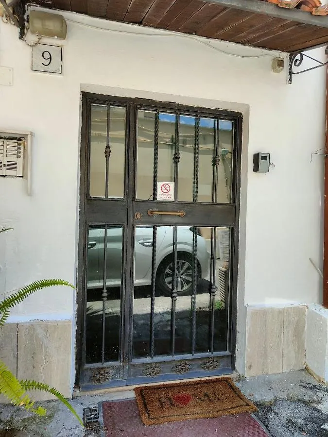 Red Nine - Stazione Tiburtina Apartment Rome