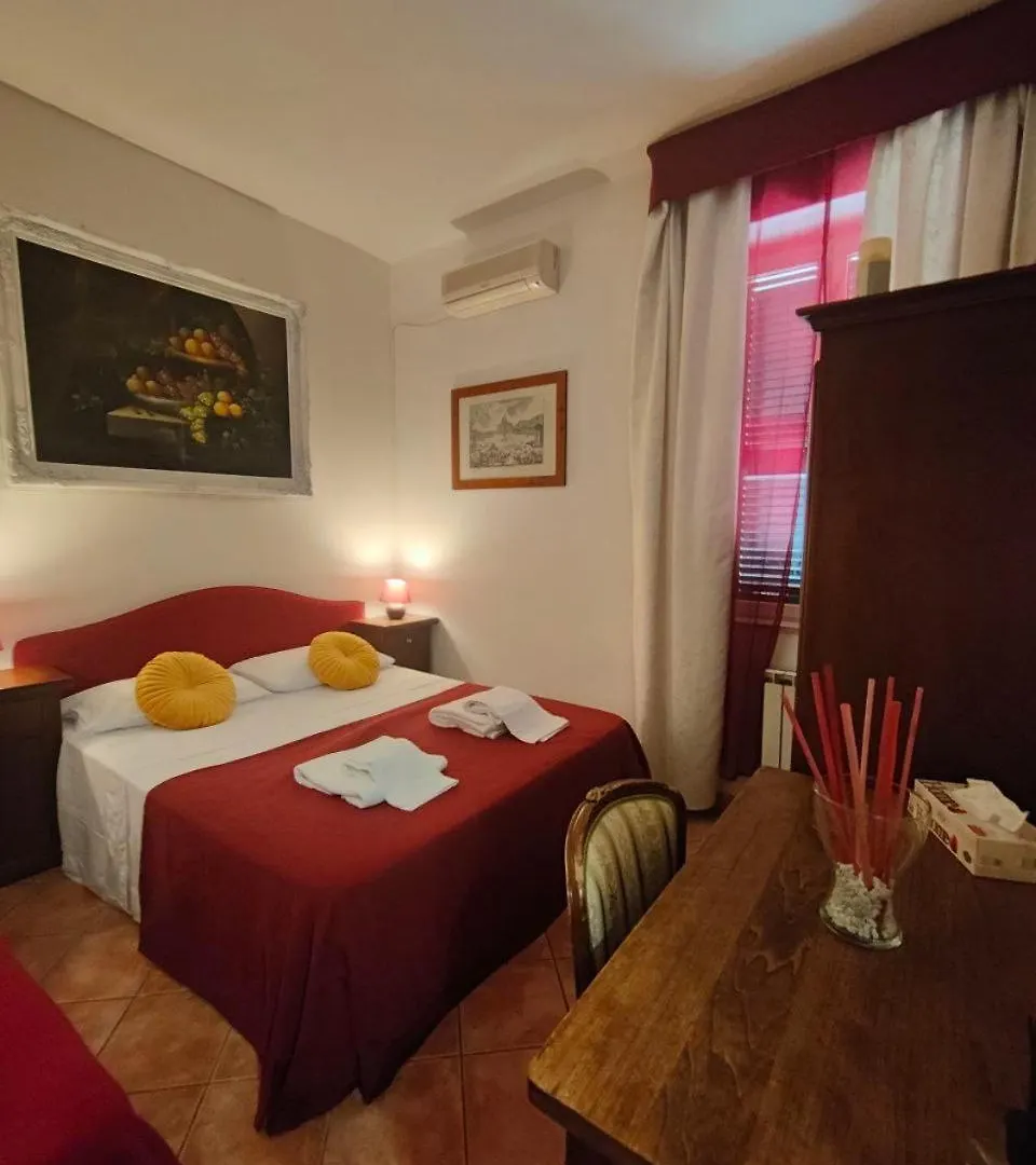 Red Nine - Stazione Tiburtina Apartment Rome